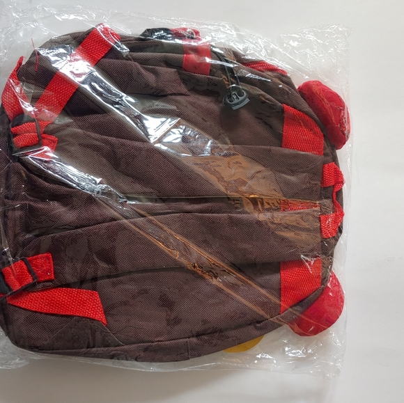 Backpack - Picture 3 of 6